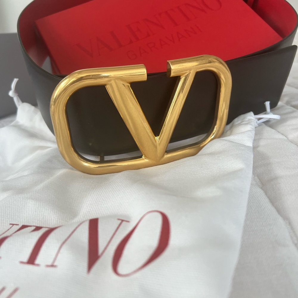 Valentino Garavani reversible vlogo signature belt women 95mm.